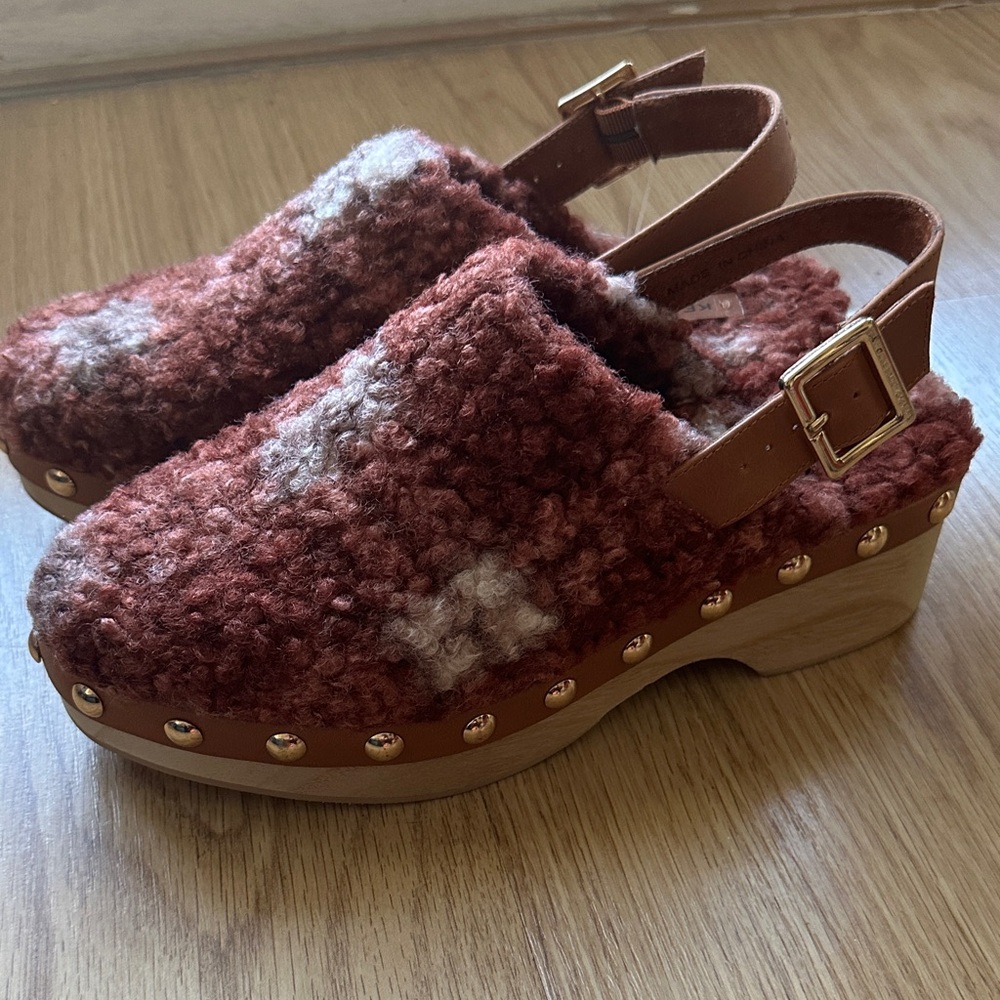 Kelsi Dagger Tweed Clogs Sz 7 US
